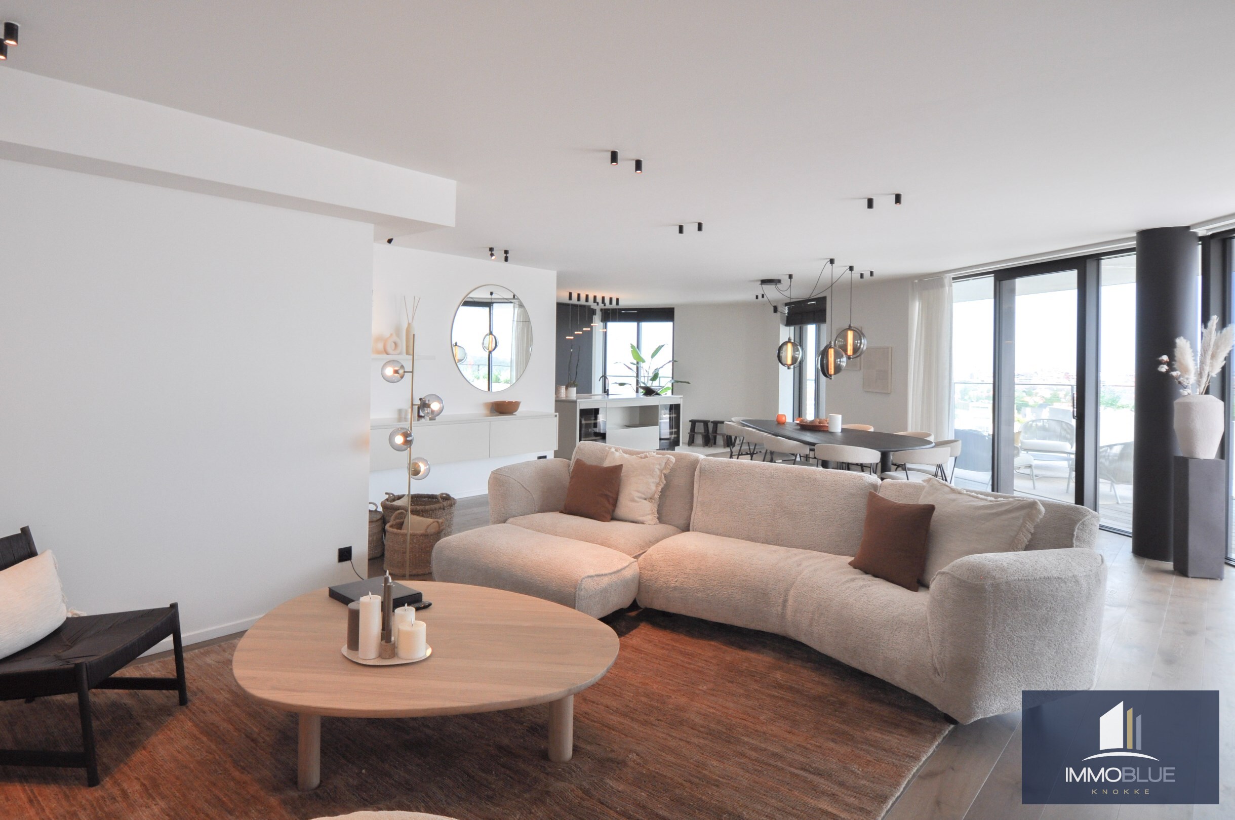 Appartement exclusif avec grandes terrasses et vue panoramique exceptionnelle. 