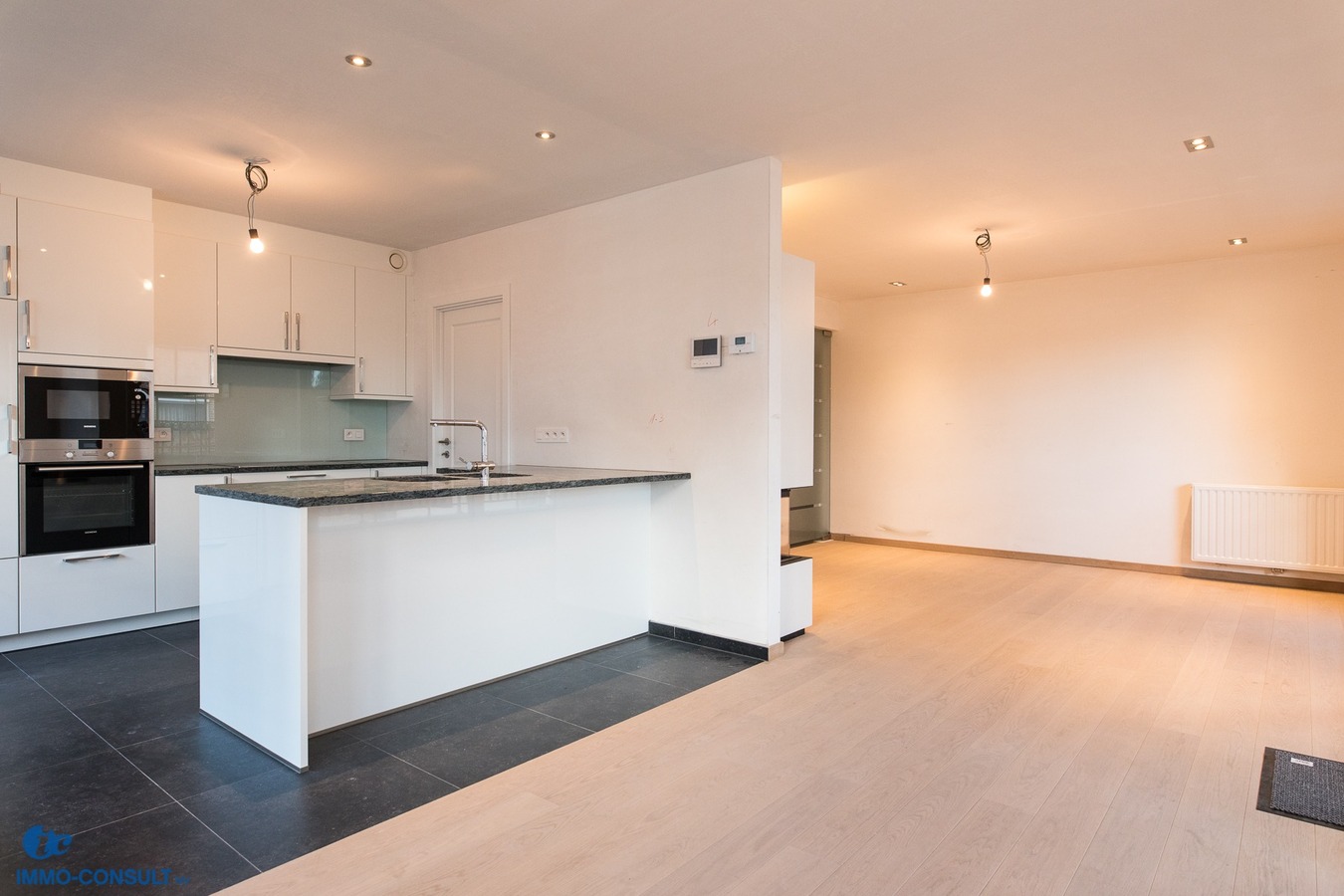 Luxueus hoekppartement met 2 slaapkamers 