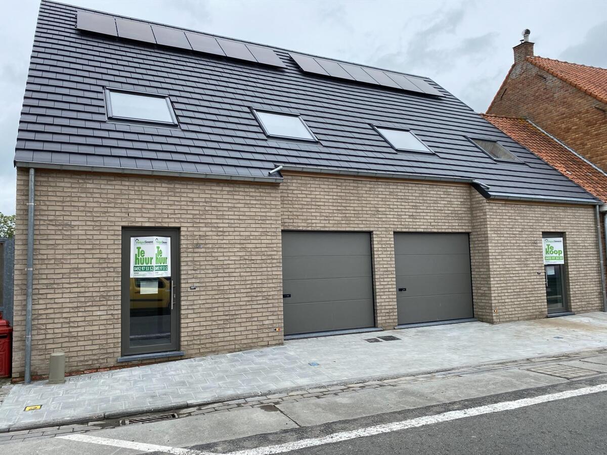 Nieuwbouwwoning met 3 slaapkamers en garage te Eernegem 