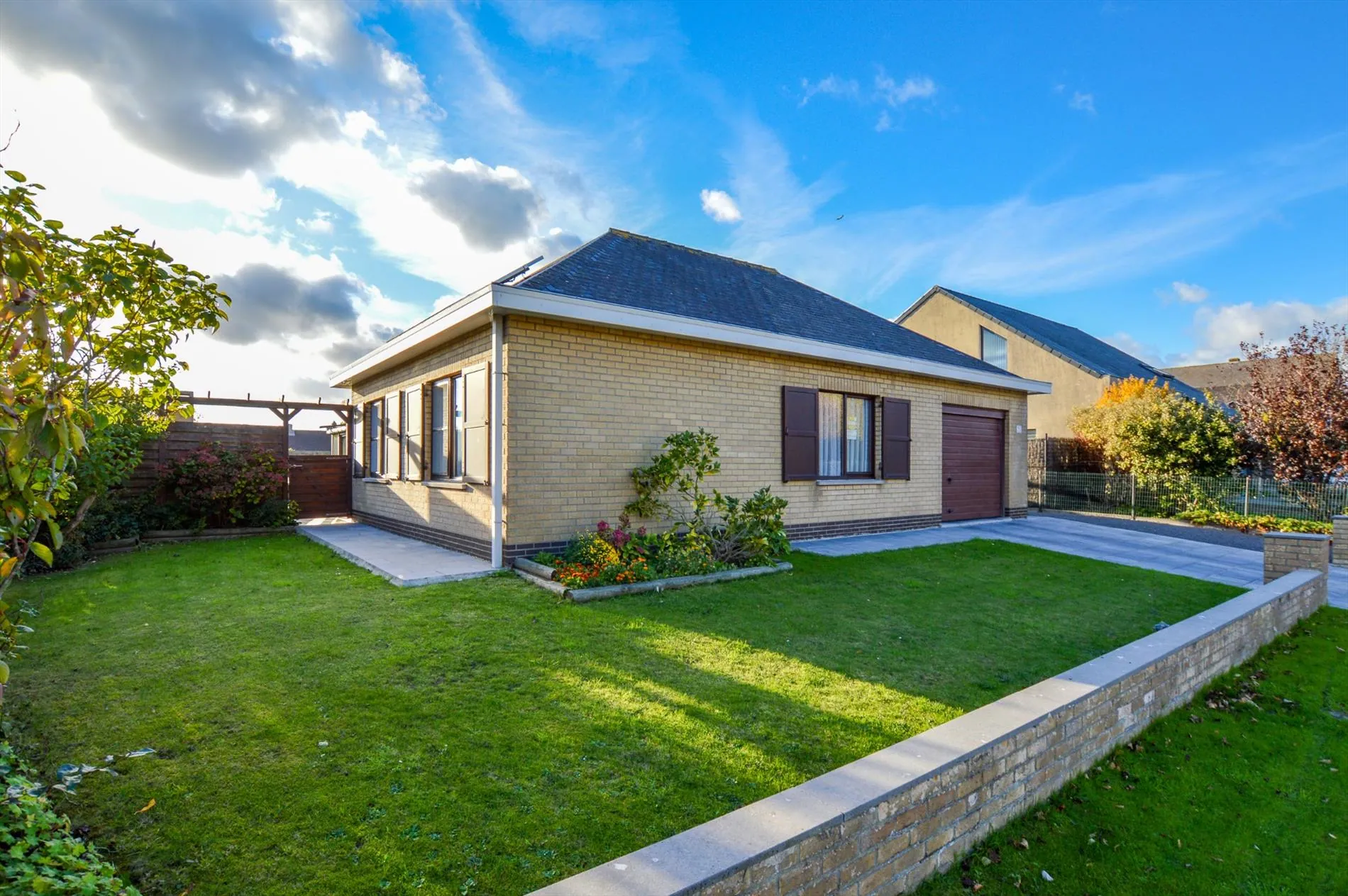 Alleenstaande woning/bungalow op toplocatie te Bredene Duinen