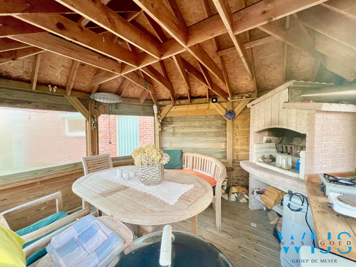 Zeer ruim woonhuis op TOPlocatie ! 