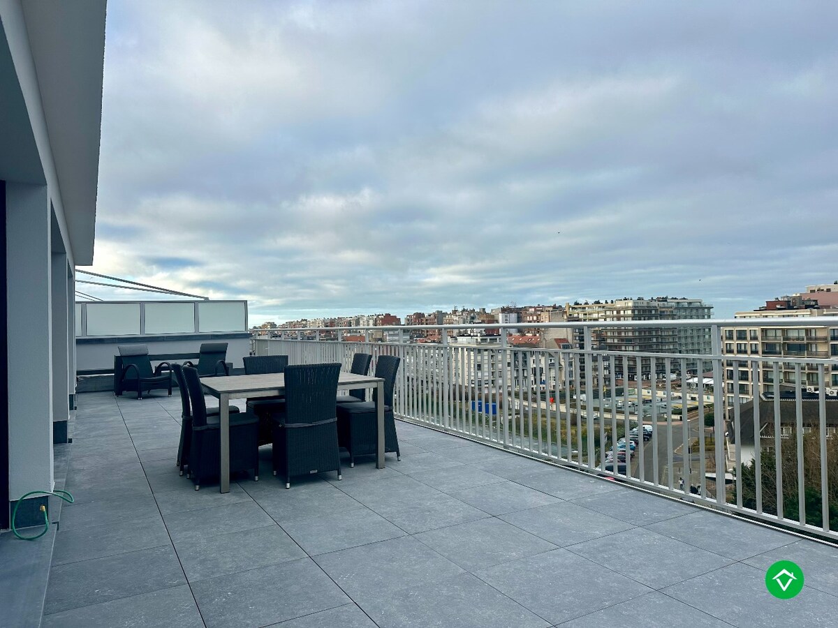 Adembenemende penthouse met panoramische vergezichten te Westende 