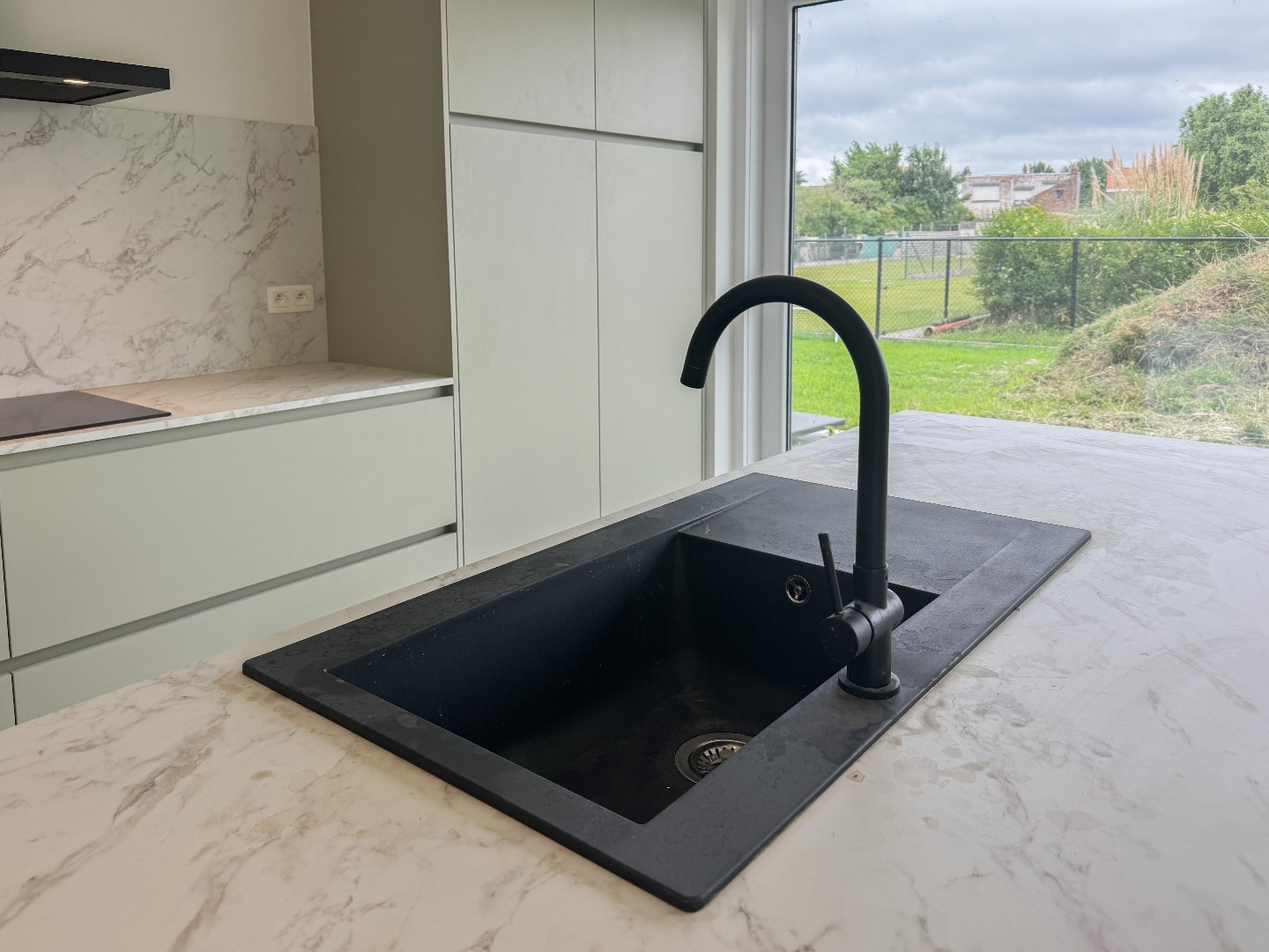 Prachtige halfopen nieuwbouwwoning met 3 slaapkamers in Houthulst 