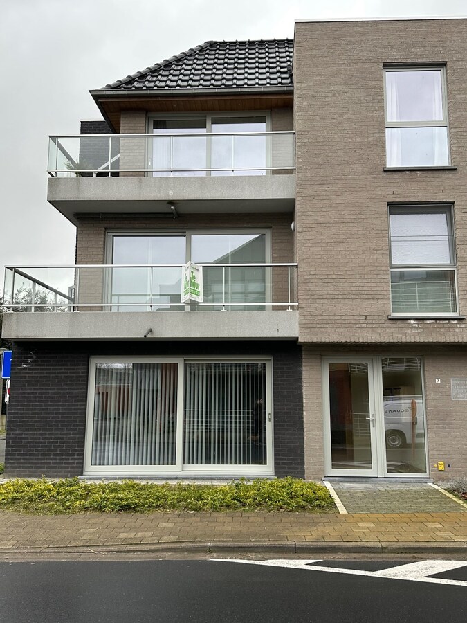 Nieuwbouwappartement met 2 slaapkamers en garage te Ichtegem 