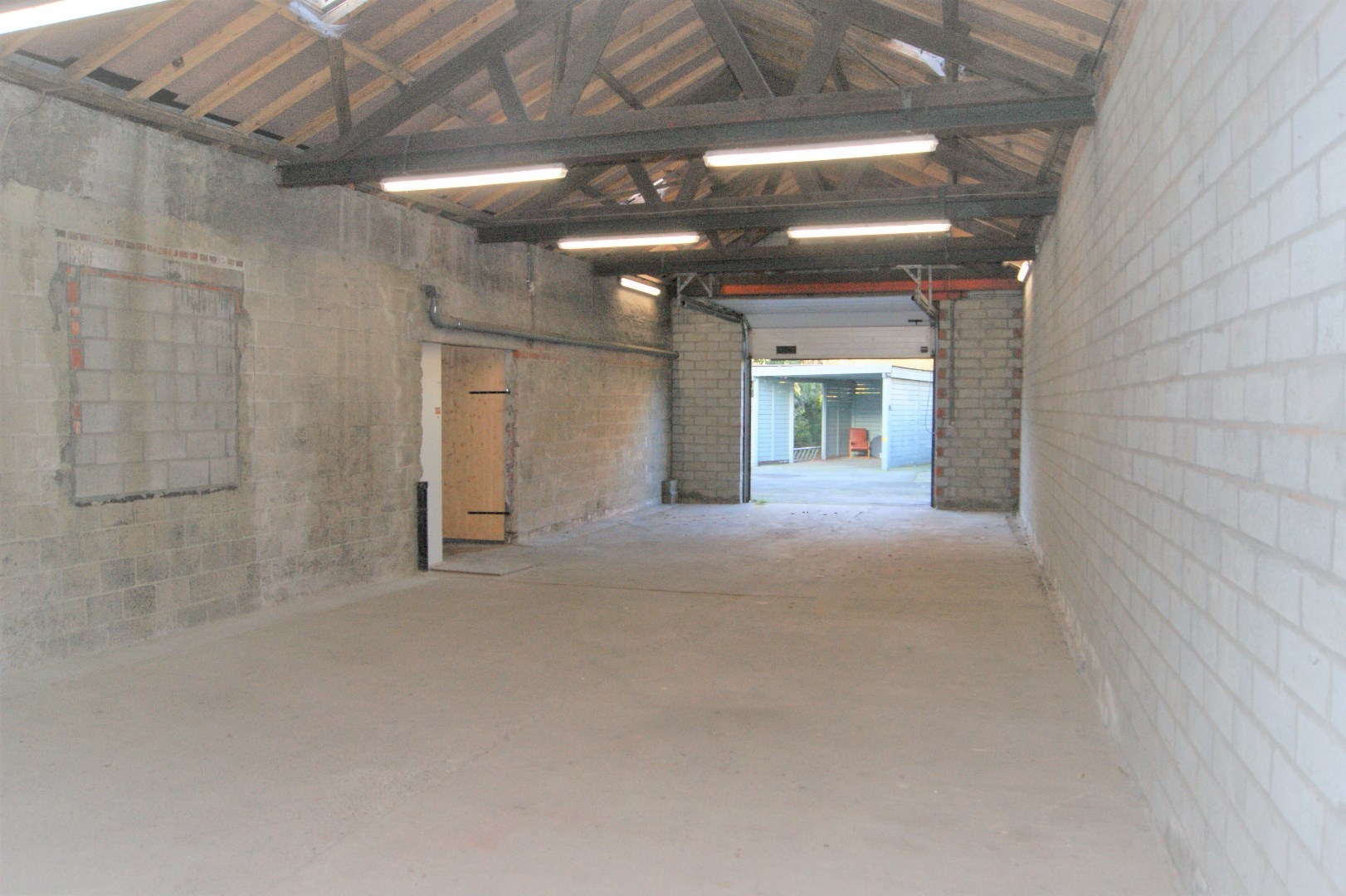 Opslagruimte/loods (465 m&#178;), Zedelgem 