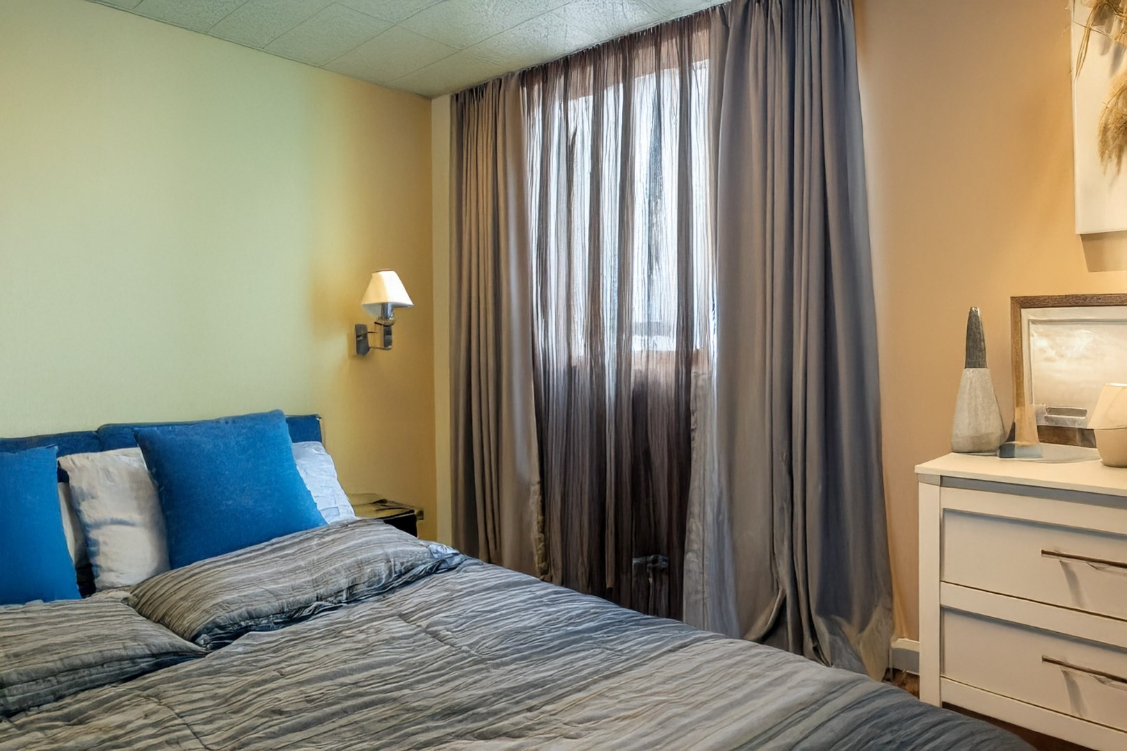 BUITENKANS! Vergund, te renoveren appartementsgebouw met 3 entiteiten 