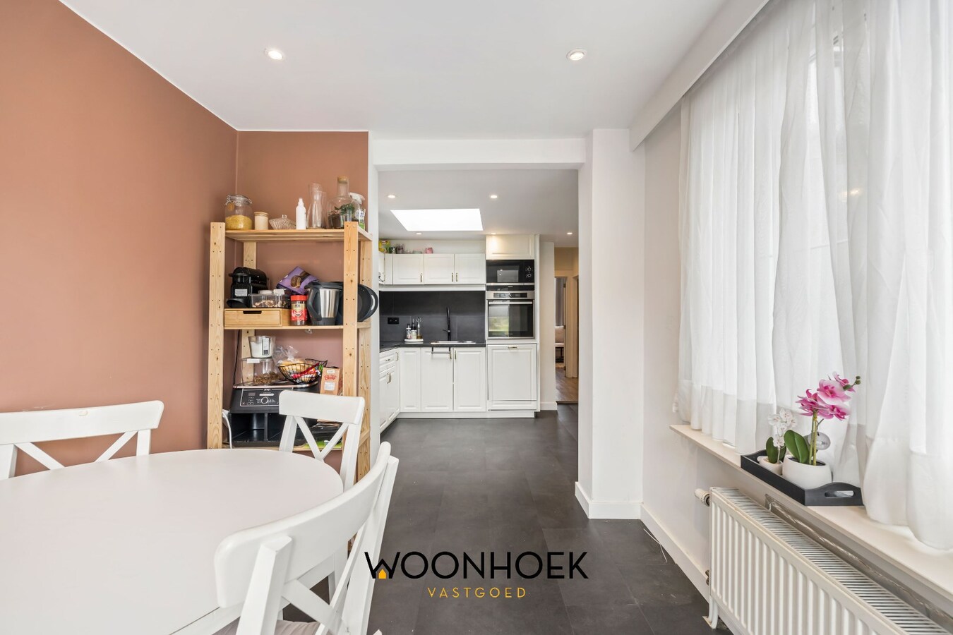 Gerenoveerde 3-slpk woning in een rustige woonwijk! 