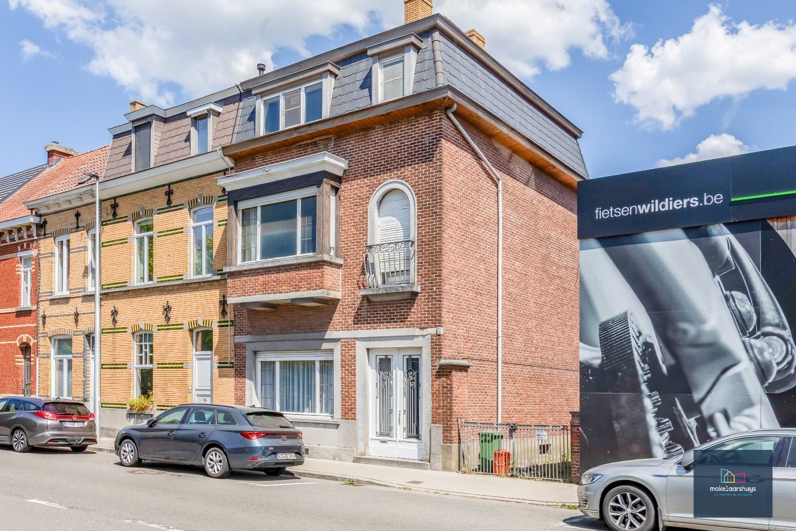 Te renoveren karakterwoning te Gent (Mariakerke) 