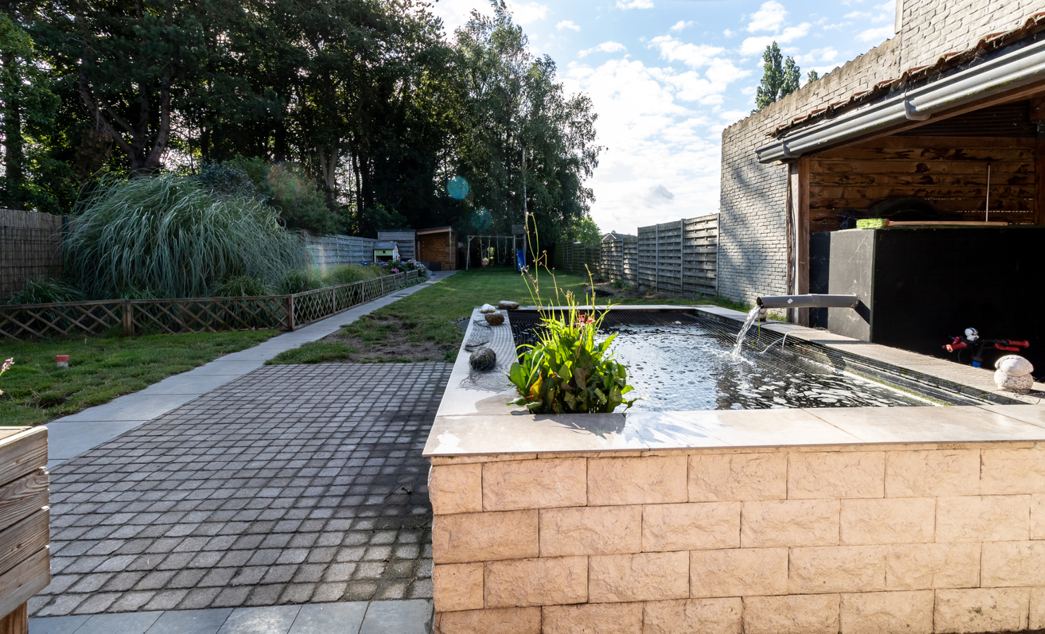Woning met 3 slaapkamers op 807m&#178; te Koekelare 