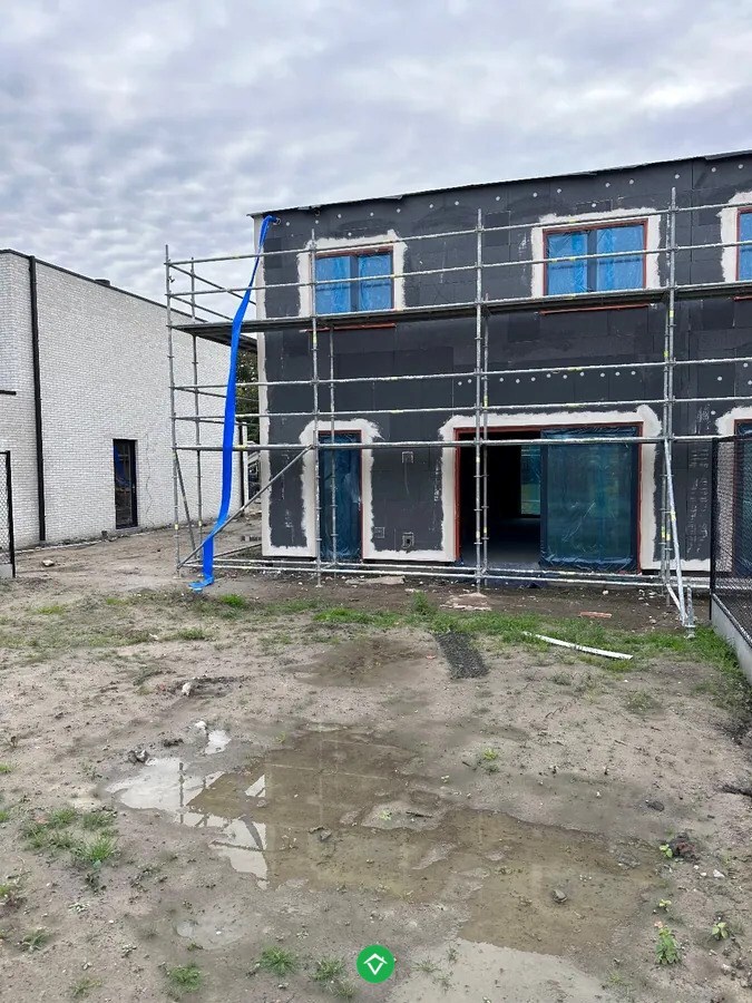 Halfopen nieuwbouwwoning met 3 slaapkamers te Koekelare 