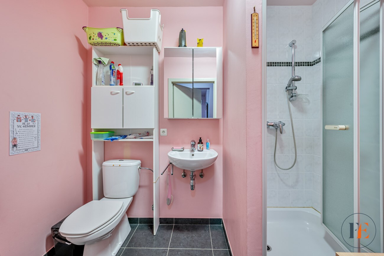 Woning/appartement met koer in het centrum van Destelbergen 