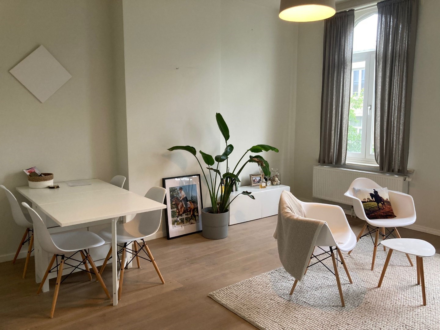 Prachtige instapklare studio van 50 m&#178; op een zeer gunstige ligging te Nationalestraat! 