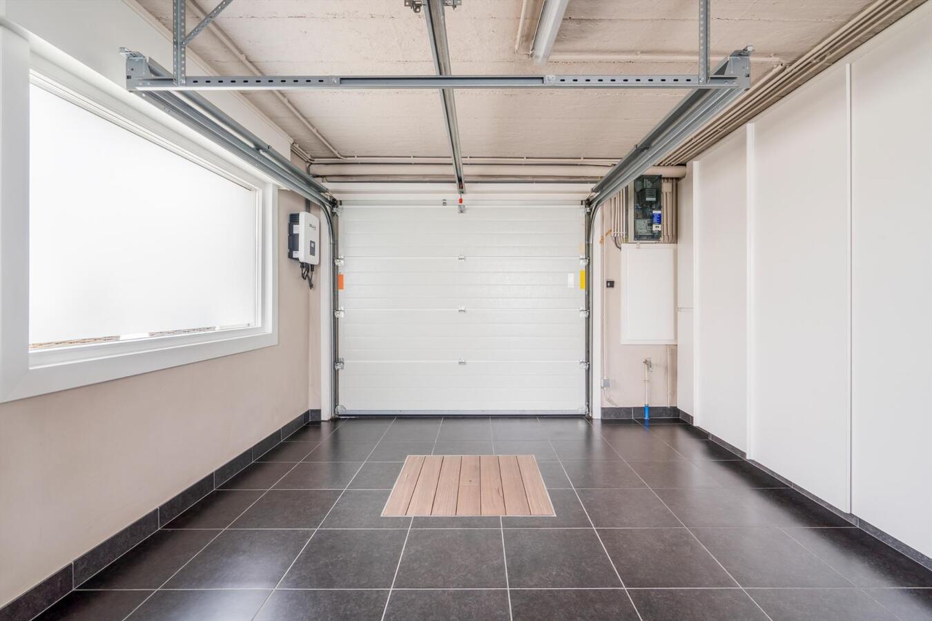 Alleenstaande woning met 3 slaapkamers en garage te Oostnieuwkerke 