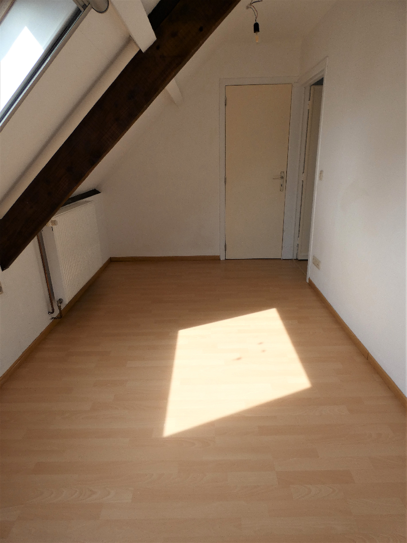 Appartement (gerenoveerd) met 2 slpk, Torhout 