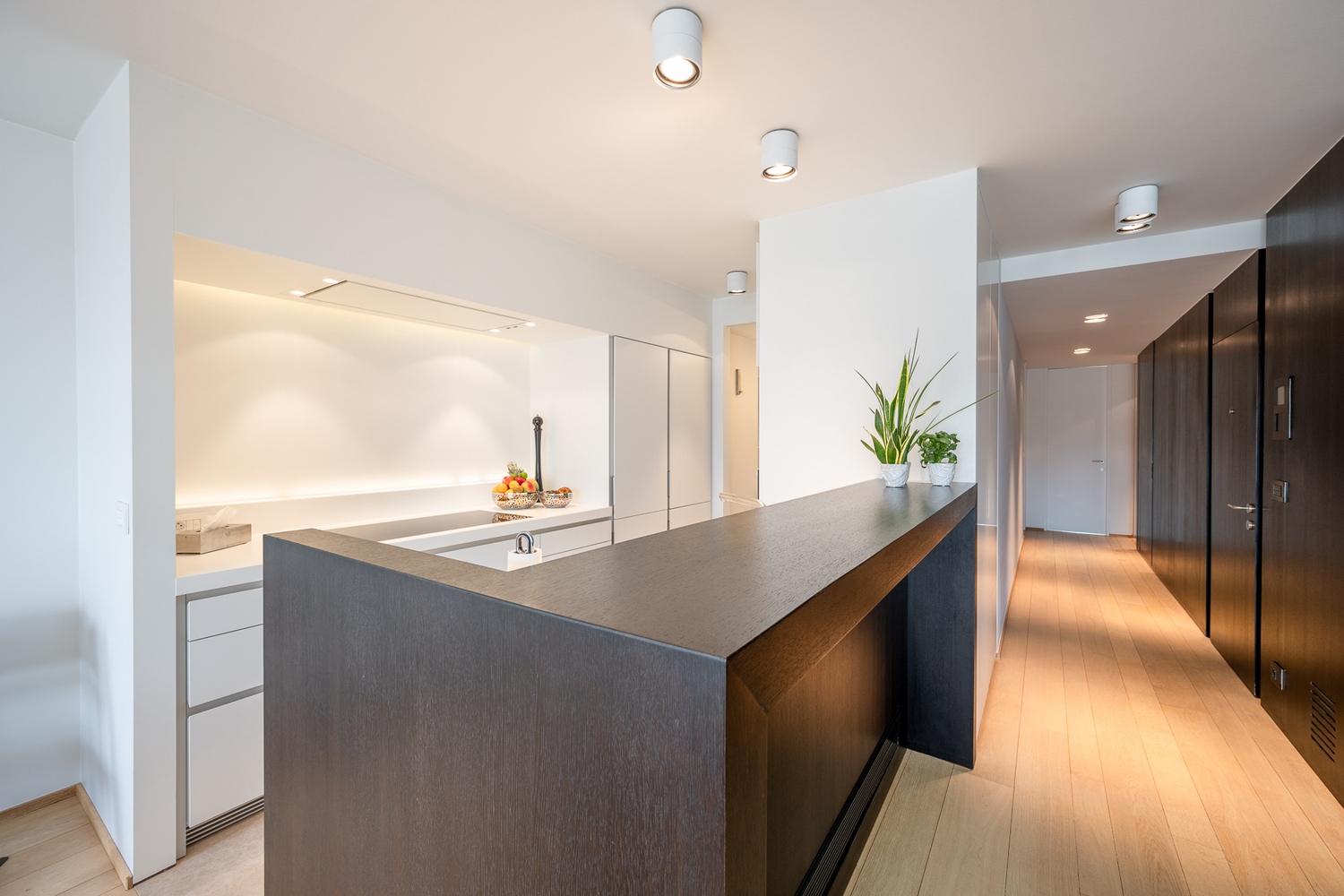 Appartement (largeur de fa&#231;ade de 8,6 m !) avec 3 chambres sur l&#39;exclusive Place Albert &#224; Knokke-Zoute. 