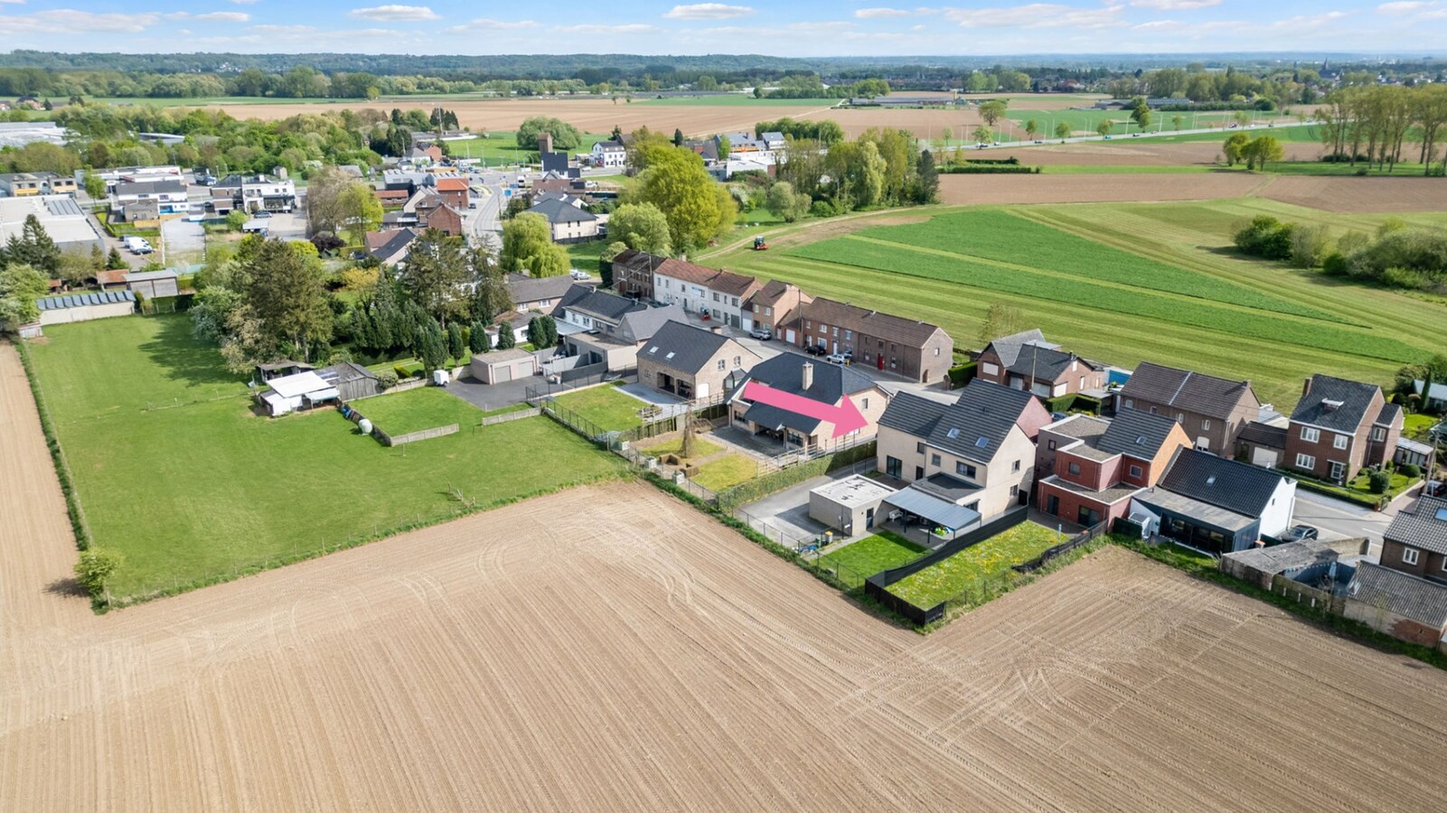 Energiezuinige &#233;n betaalbare gezinswoning in het geliefde Opgrimbie 