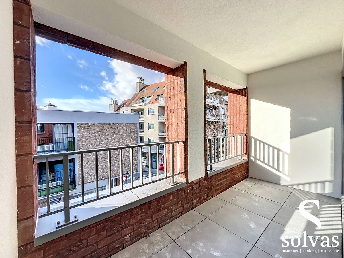 Nieuw appartement met 2 slaapkamers in Aalter, standaard afwerking, bouwjaar 2022, 95.82m&#178; bewoonbare oppervlakte, 1 badkamer 