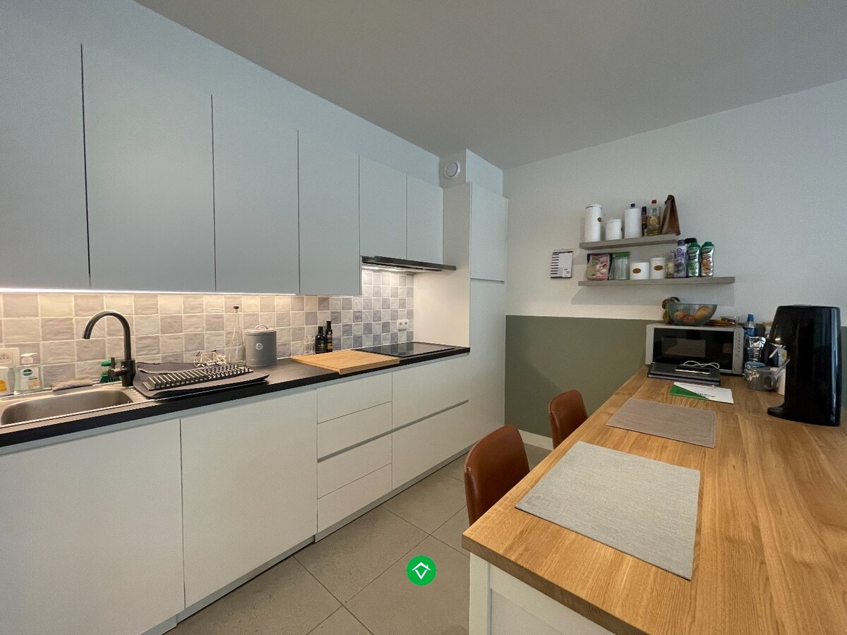 Gelijkvloers appartement met &#233;&#233;n slaapkamer te Rumbeke 