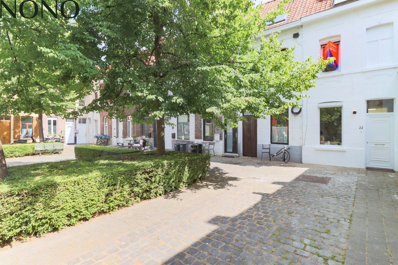 Instapklare beluikwoning met 2 slaapkamers te Kortrijk ! 