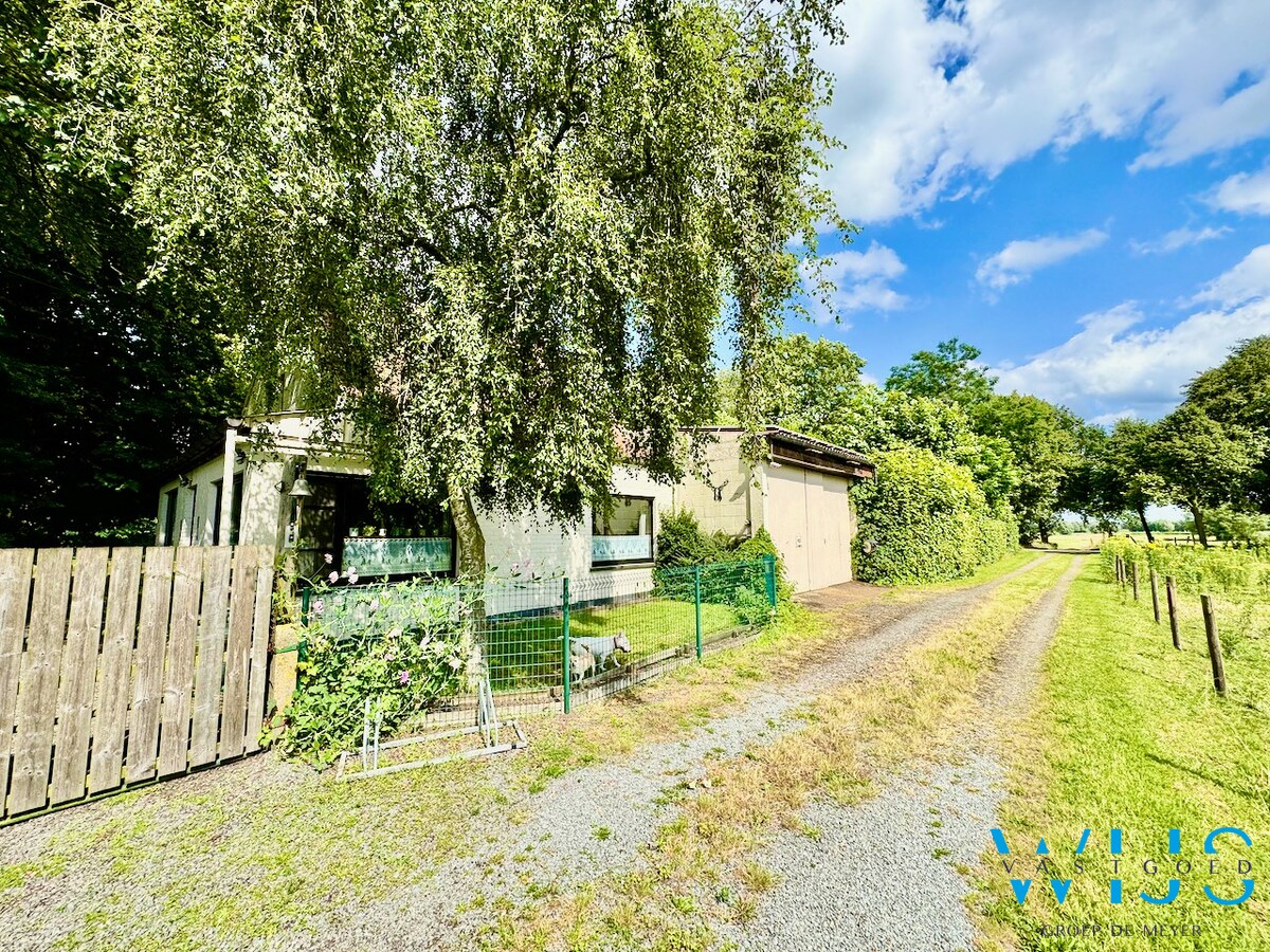 Unieke hoeve in het centrum van Ertvelde ! 