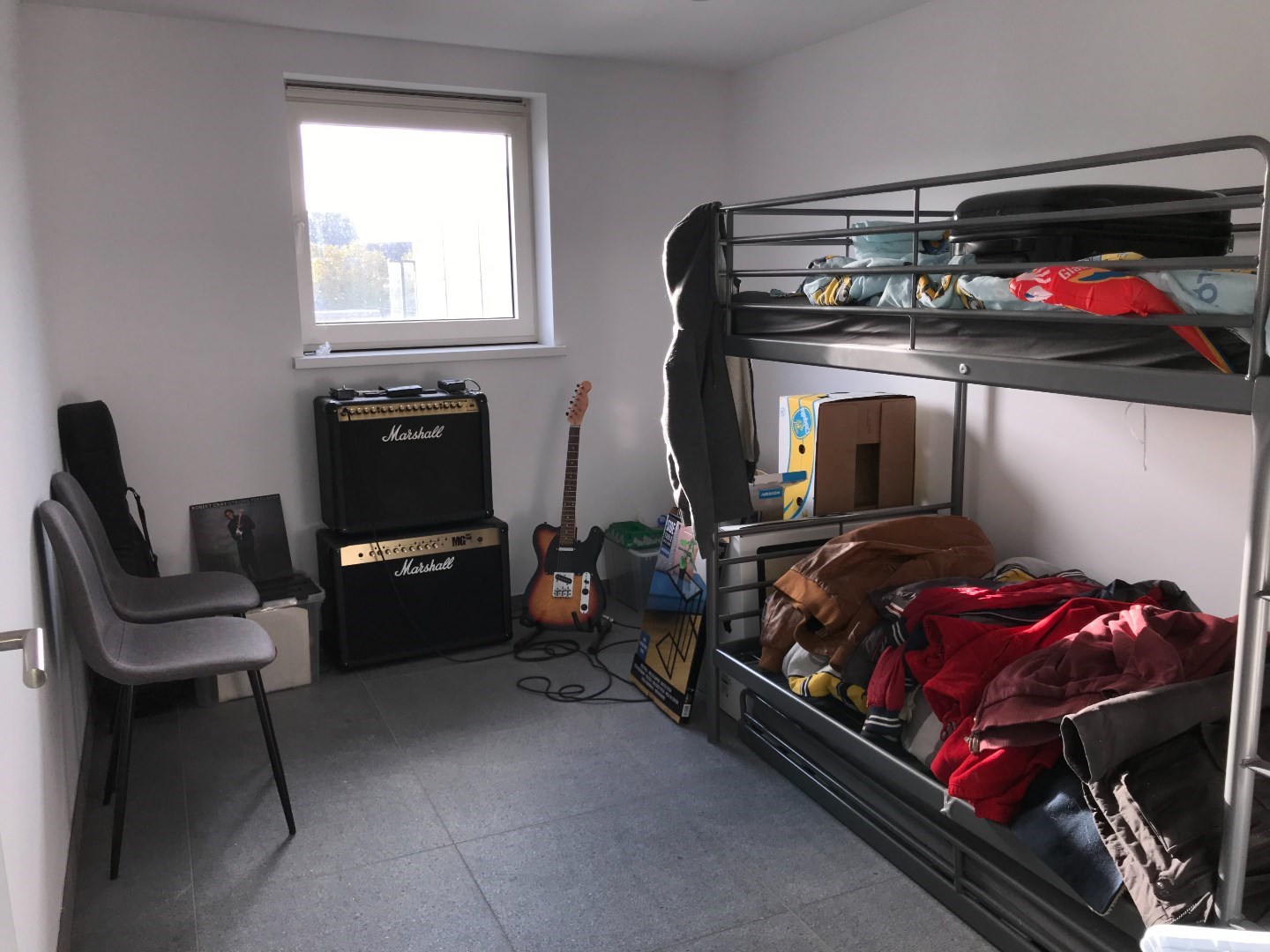 Prachtig appartement op de 1e verdieping met 2 terrassen en 2 slaapkamers 