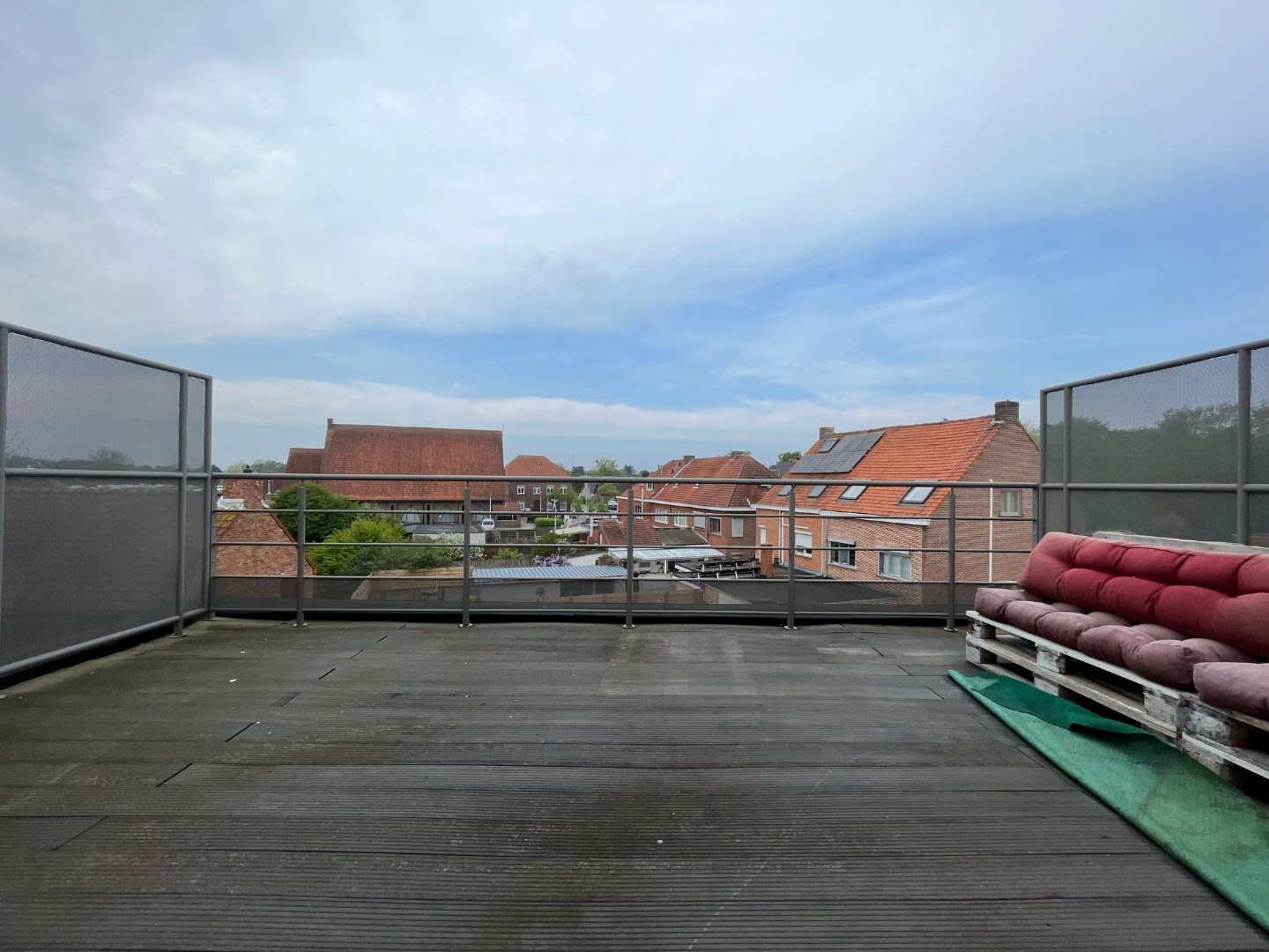 Prachtig dakappartement met 1 slpk. en groot terras in centrum Geel 