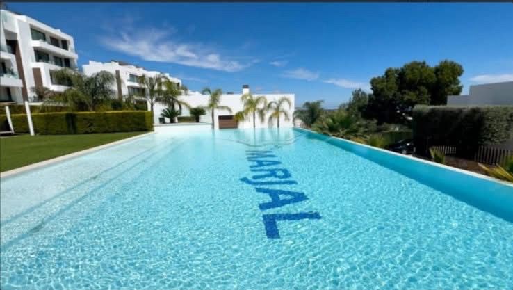 Modern penthouse met Solarium Zonneterras - Las Colinas Golf &amp; Country resort 