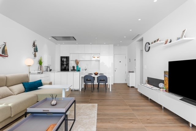 Recent instapklaar en bemeubeld GLV appartement met tuin op LAS COLINAS 