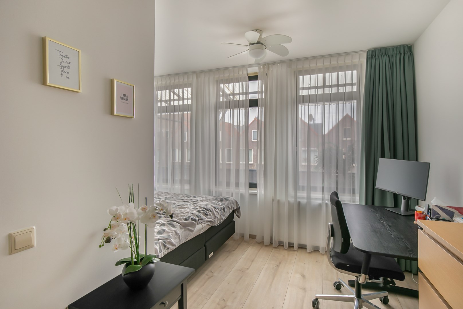 Mooi uitgevoerde 4-kamer appartement met ruim balkon, gelegen in de wijk het Oude Noorden! 