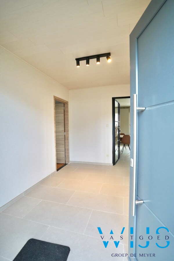 Bungalow met 2 slaapkamers op TOPlocatie ! 