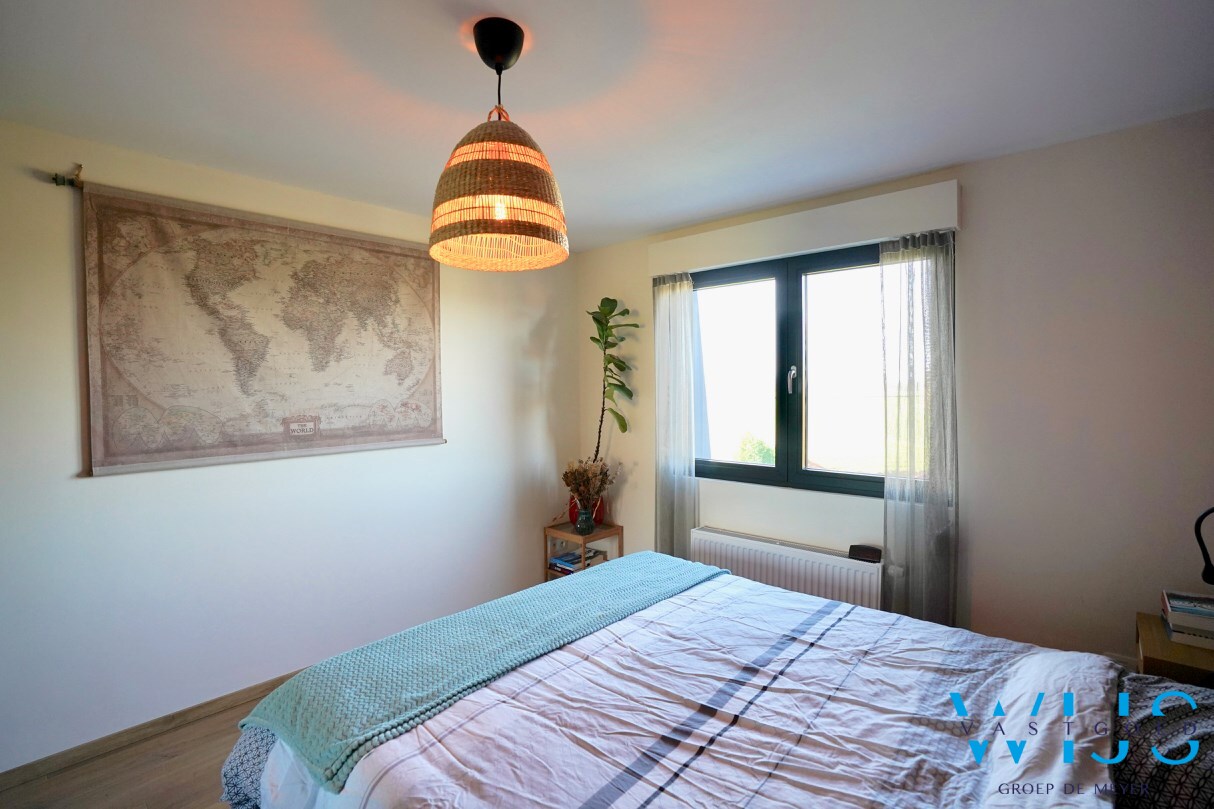 Bel-&#233;tage met 3 slaapkamers en tuin te ERTVELDE ! 