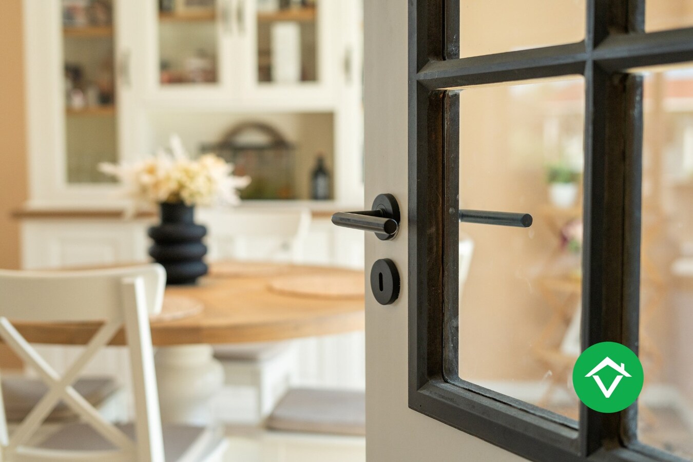 Recente nieuwbouwwoning met vier slaapkamers te Menen 