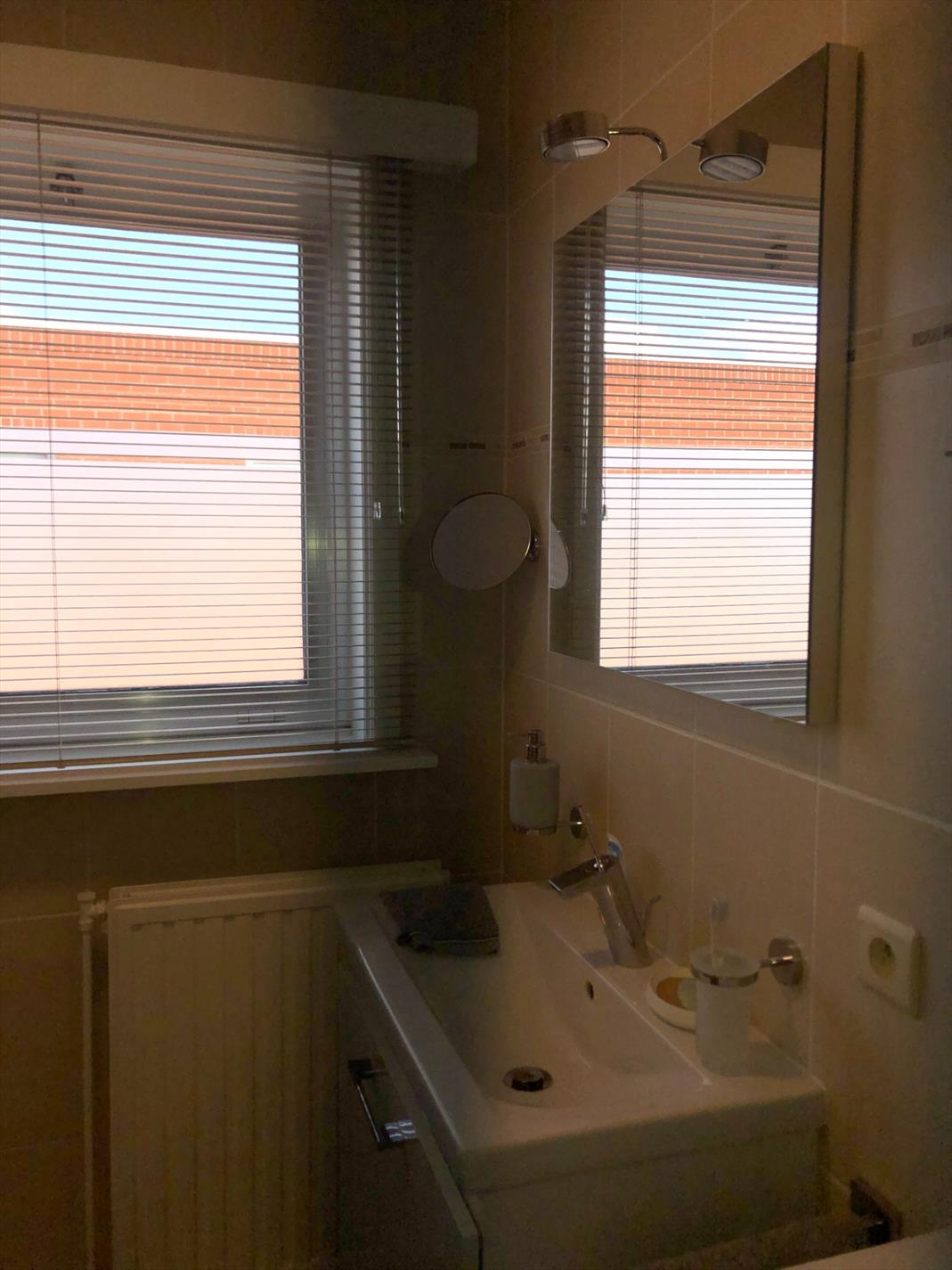 Gerenoveerd 2-slaapkamer appartement 