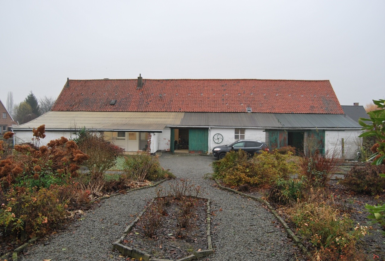 Farm sold in Vlezenbeek