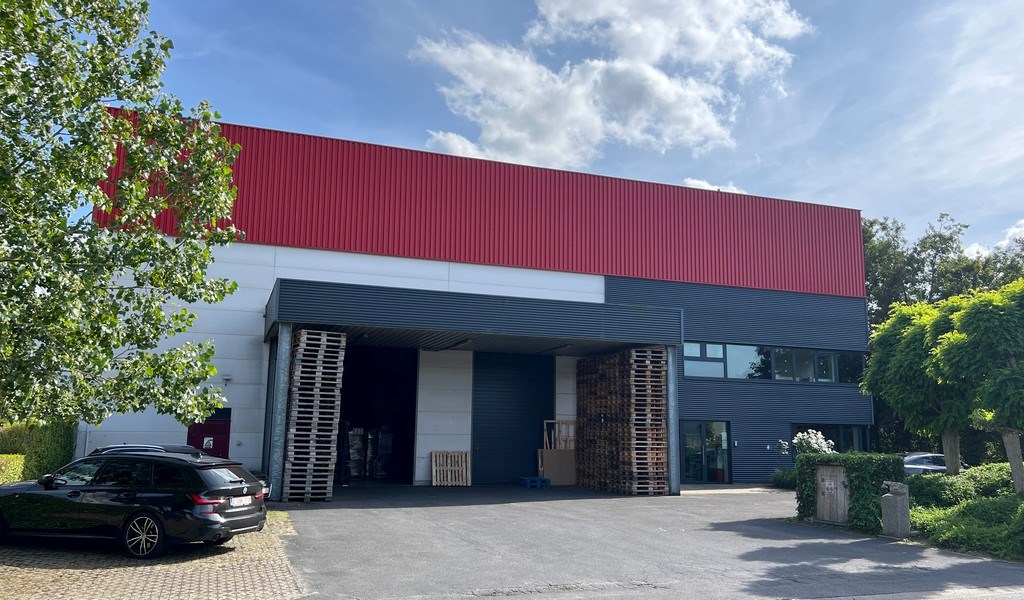 Magazijn te huur vlakbij E34 en A11 in Knokke-Heist
