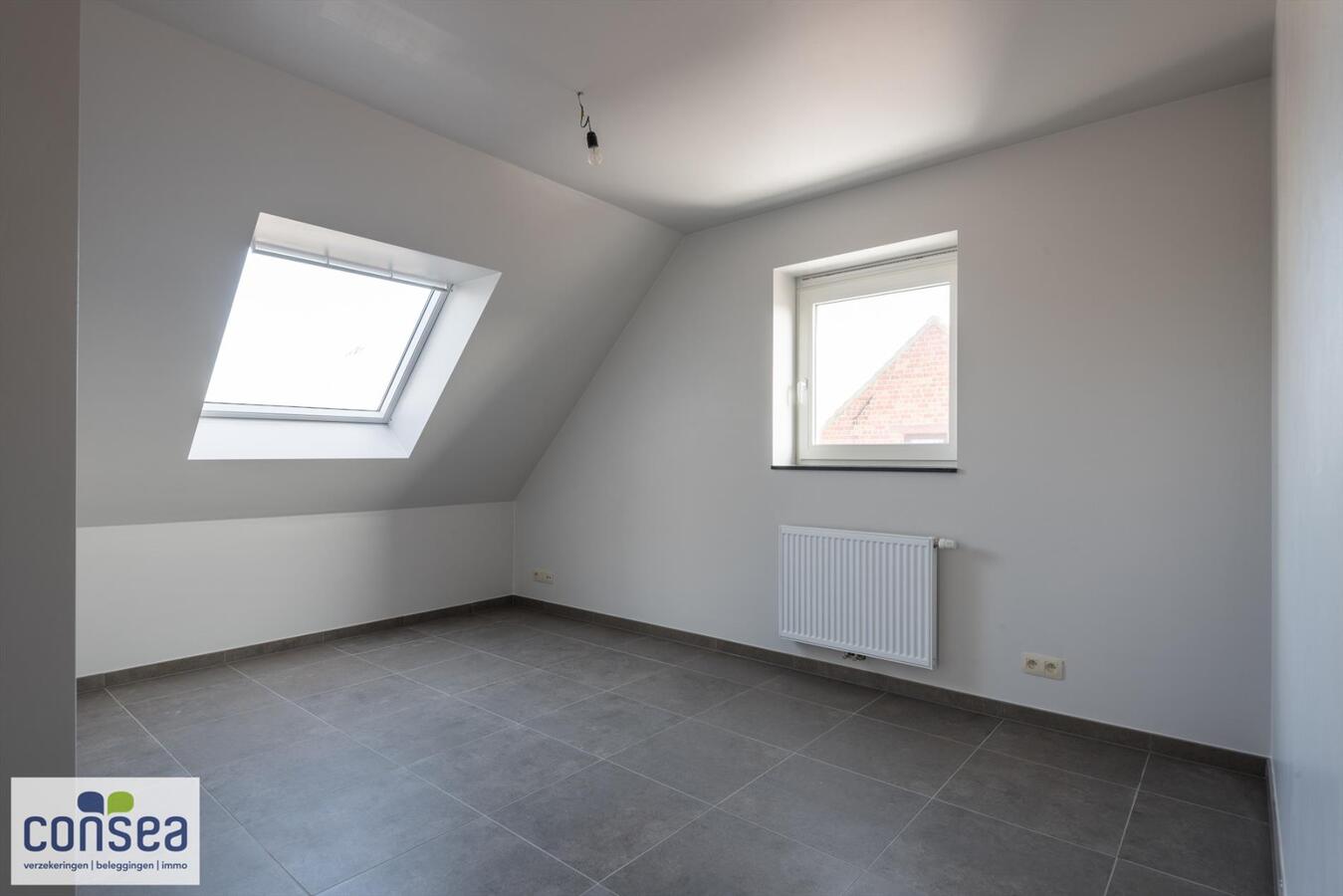 Instapklaar duplex appartement met 3 slaapkamers, inclusief parkeelplaats. 