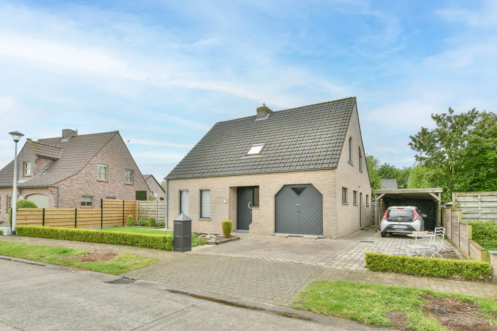 Instapklare villa te Oudenburg op 632 m² met 4 slaapkamers, garage en ruime tuin