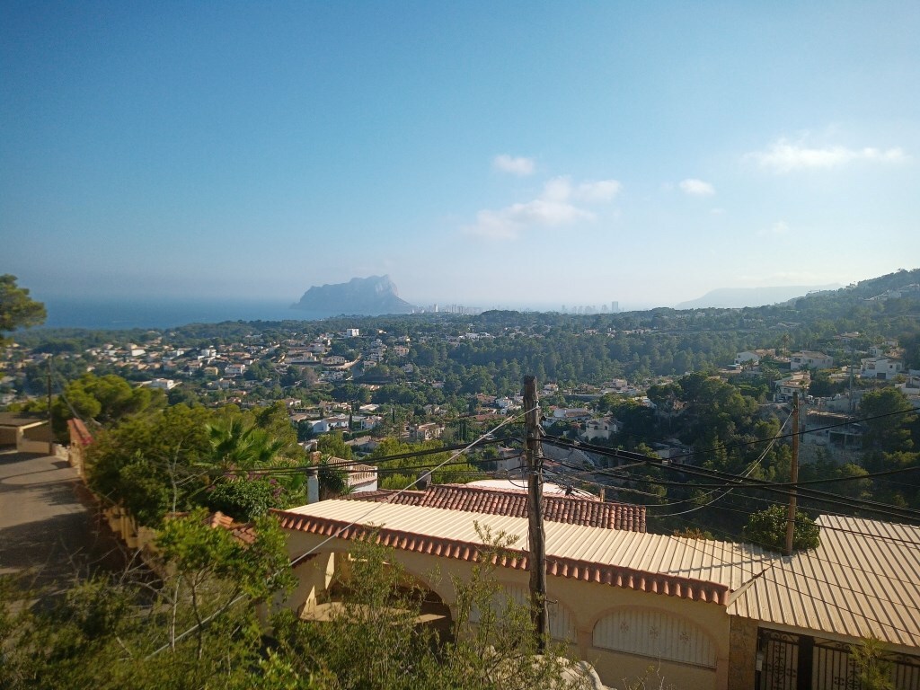 Nieuwbouwvilla met 4 slaapkamers en prachtig zeezicht in Benissa (Spanje) 