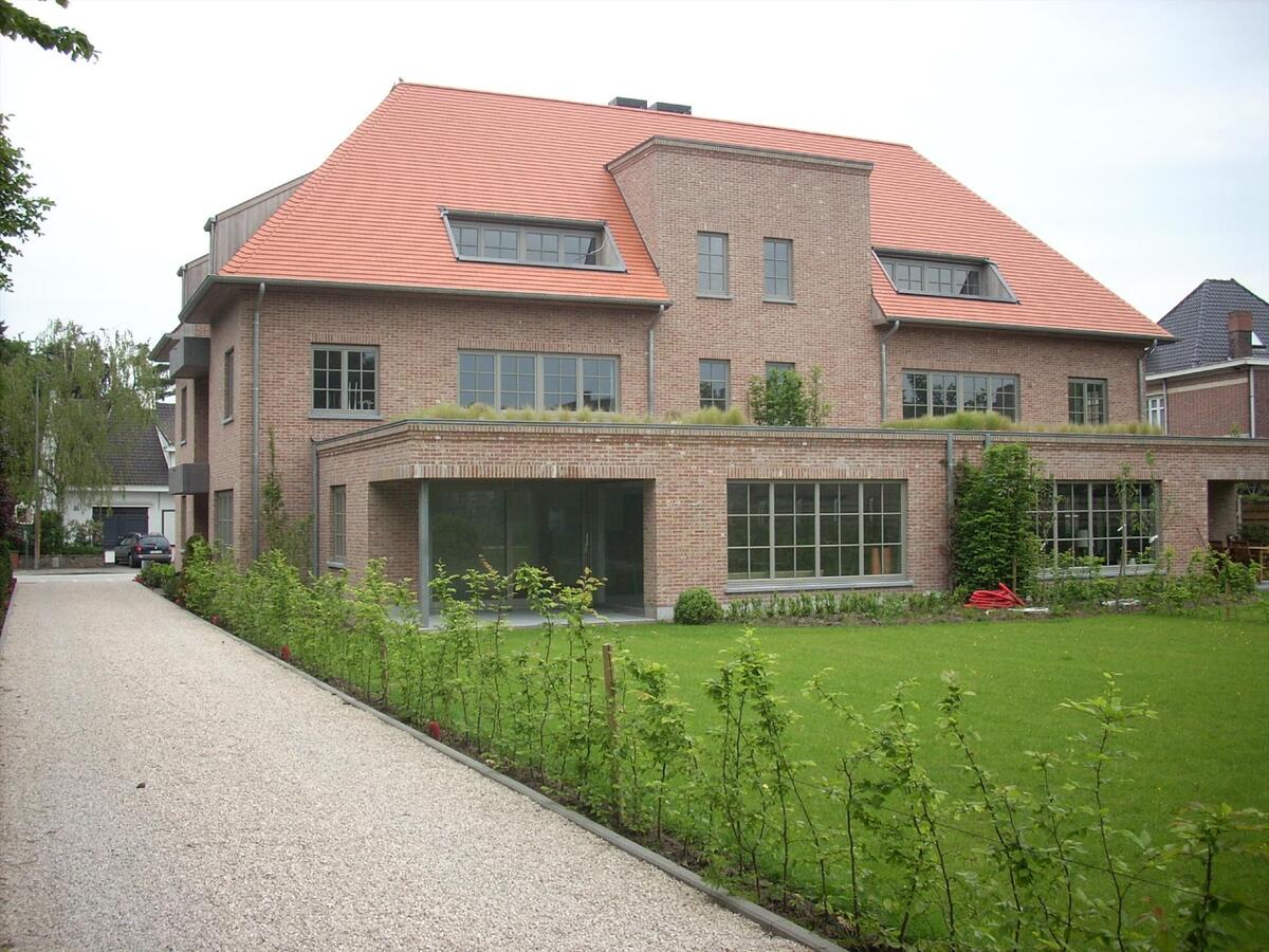 Nieuwbouw riant duplex villa-appartement in Waarschoot 