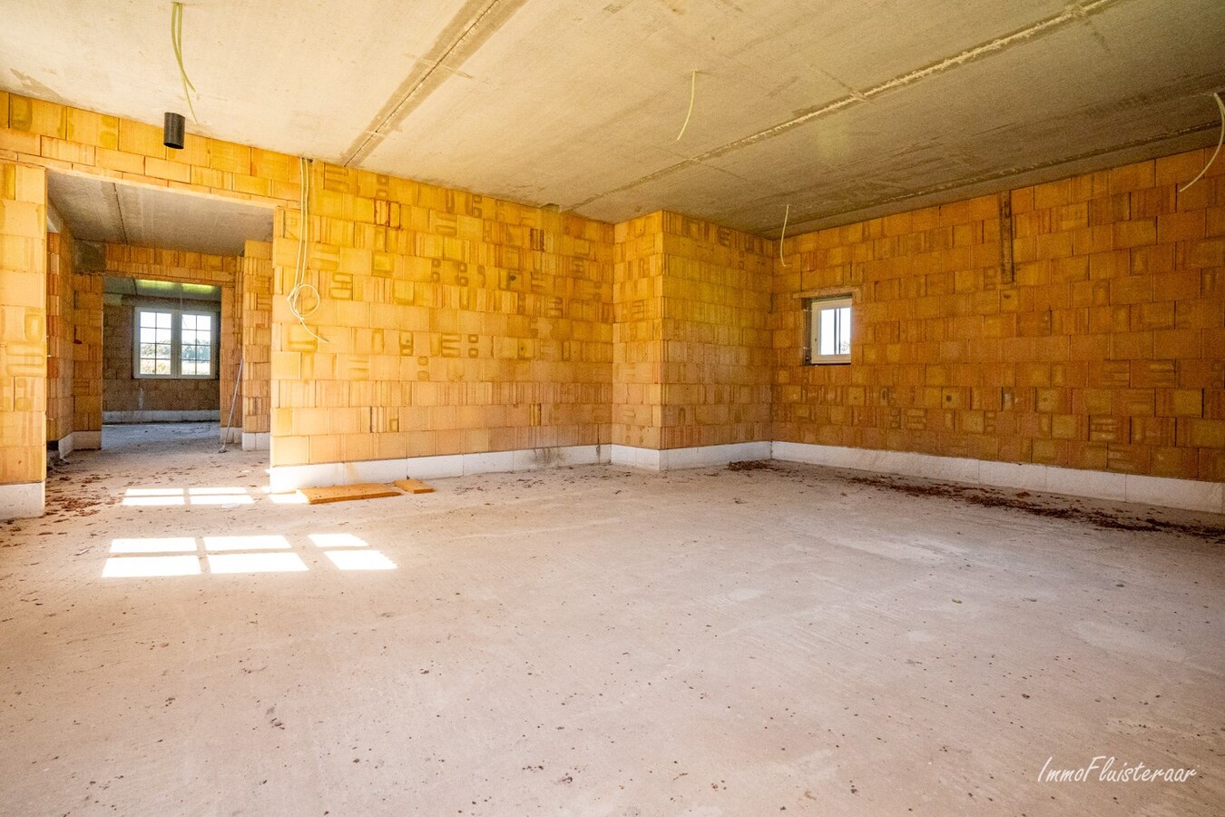 Ferme unique dans un emplacement exceptionnel sur environ 5 hectares &#224; Peer 