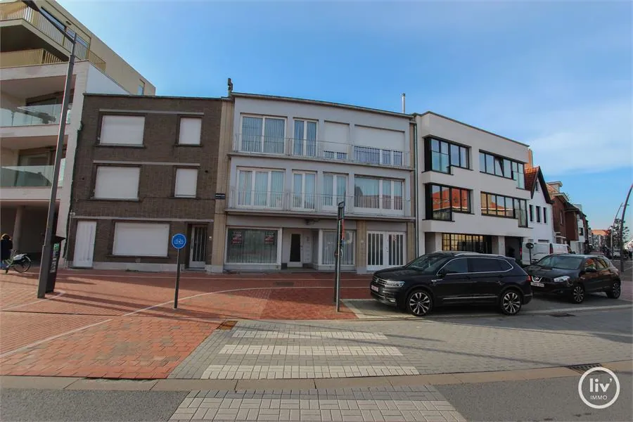 Op te frissen gelijkvloers appartement centrum Knokke