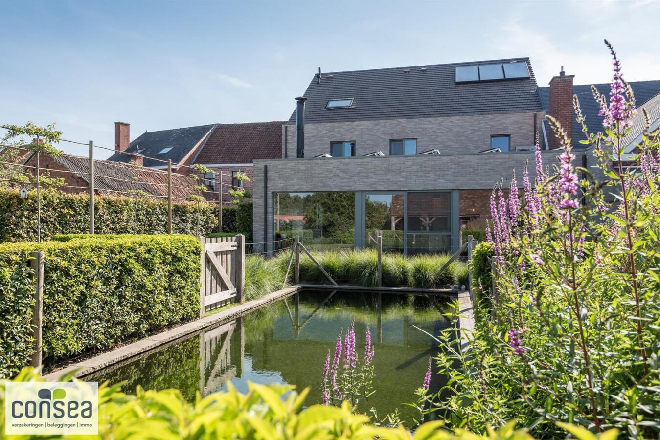 Unieke woning met bijhorend appartement 