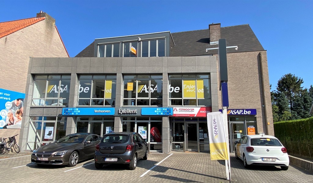 Commercieel gelegen kantoorruimte te huur in Aalst
