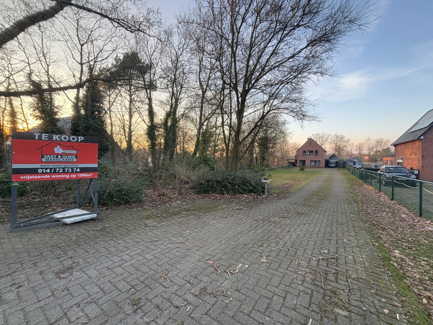 Te renoveren gezinswoning met 3 slpk. nabij Lommel-Kerkhoven 