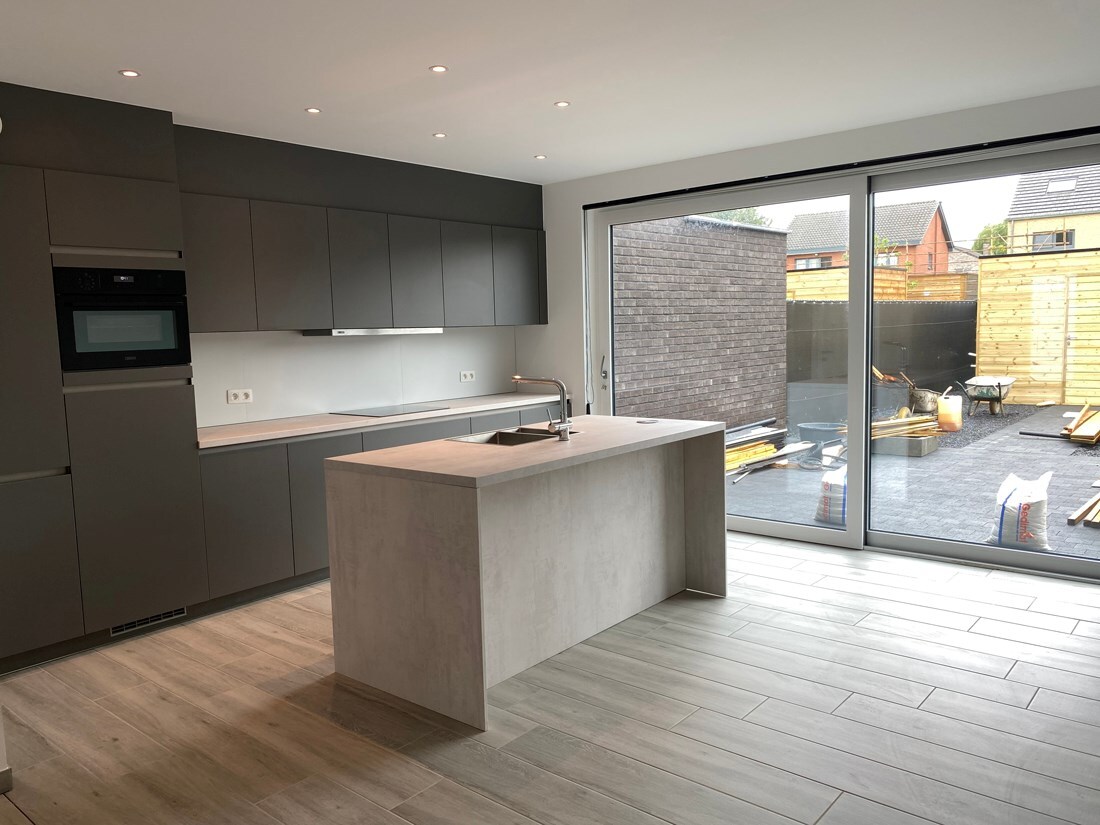 Moderne nieuwbouwwoning  net buiten het centrum van Zolder 