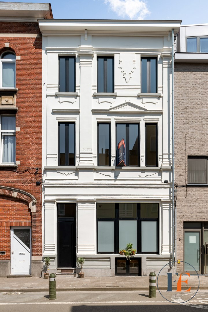 Uniek gerenoveerd herenhuis met karakter en allure — Portus Ganda, Gent 