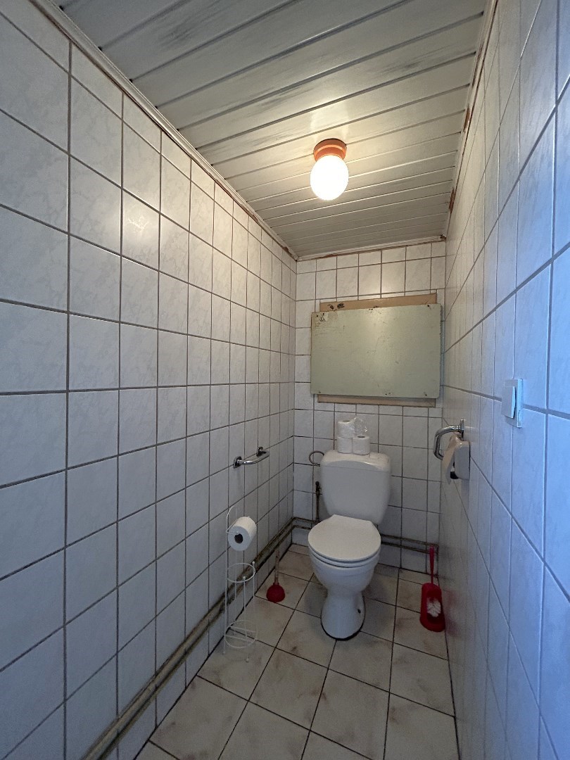 Te renoveren woning op een perceel van 1049 m&#178; in Geel 
