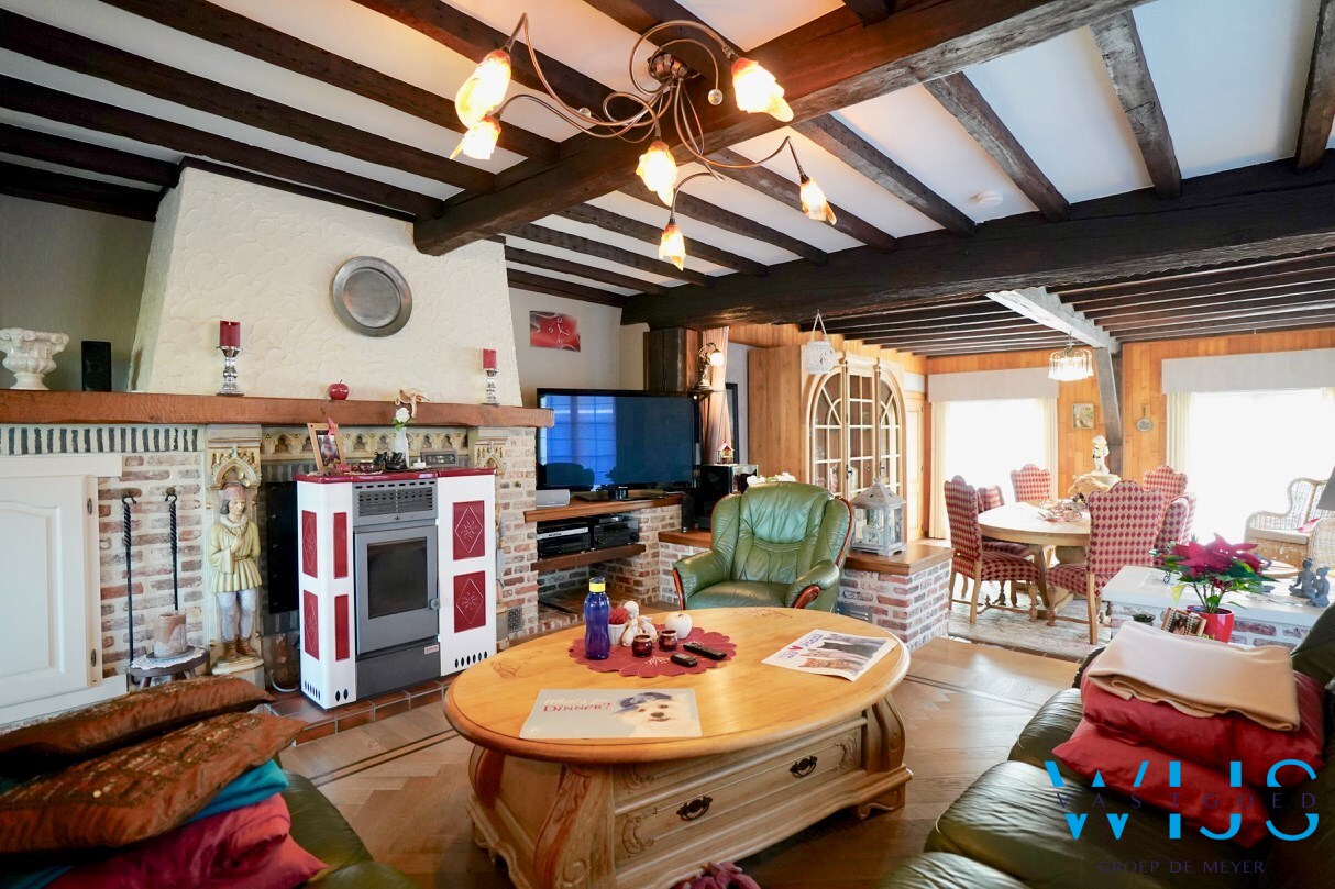 Zeer ruim woonhuis op TOPlocatie ! 