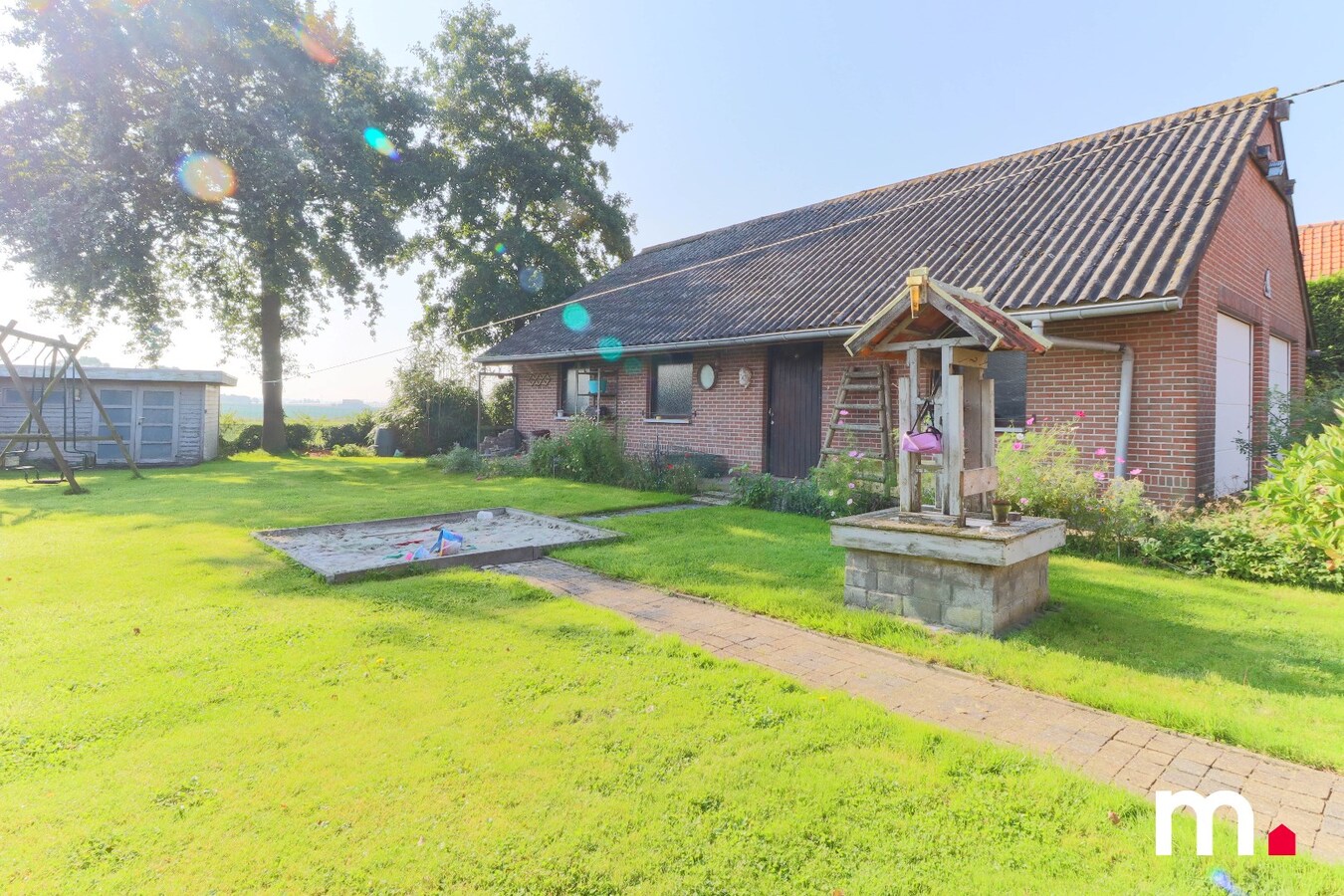 VERZORGDE WONING MET 4 SL.K. EN GARAGE 85m&#178; 