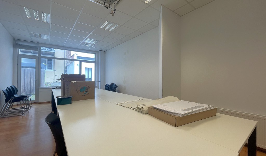 Commercieel kantoor te huur aan de Leien in Antwerpen